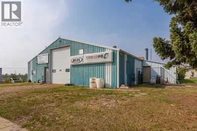 Here is a great turn-key shop in the quaint community of Strome. Formerly a tireshop, this over 4900...