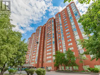 1216 - 2466 EGLINTON AVENUE E Toronto (Eglinton East), Ontario