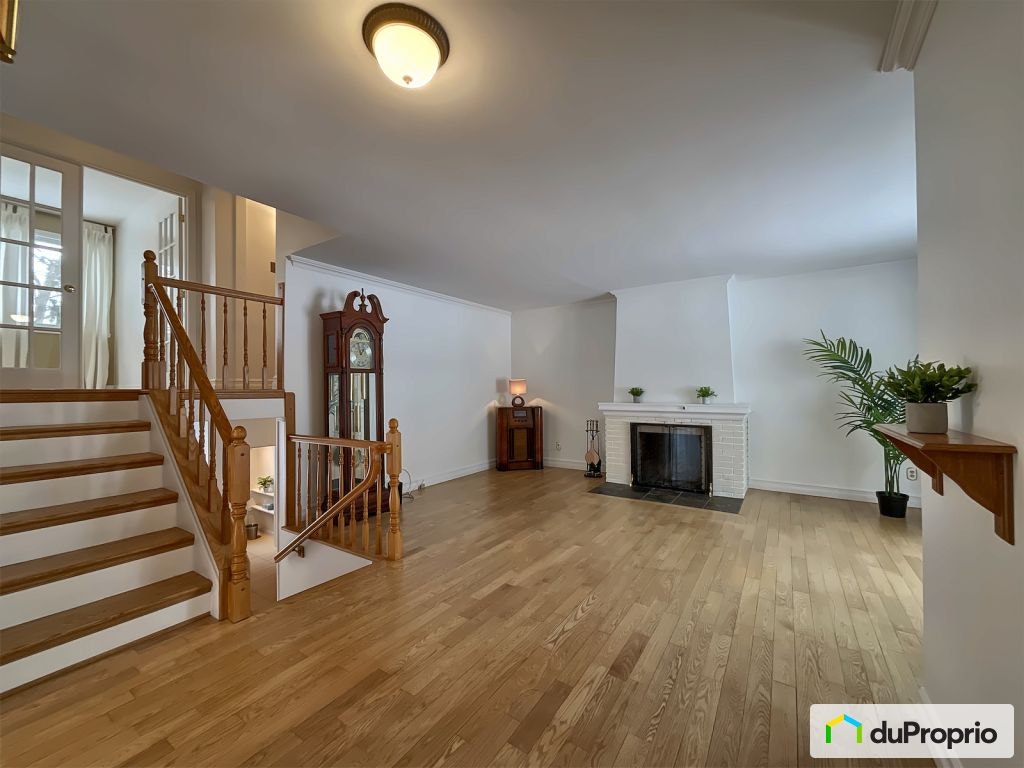 $749,900 - Split Level for sale in Lorraine — photo 3