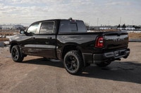 This Ram 1500 has a strong Twin Turbo Regular Unleaded I-6 3.0 L/183 engine powering this Automatic... (image 1)