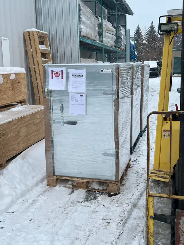 BEST EVER Storage Locker Shed 60" Assembled in Outdoor Tools & Storage in West Island - Image 7