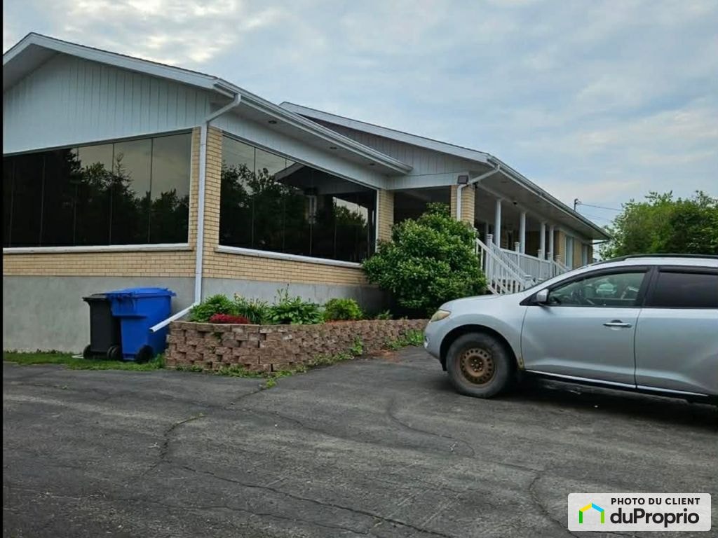 $425,000 - Bungalow for sale in Paspebiac — photo 2