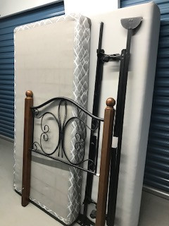 Complete TwinBed Set/Bloom mattress, headboard, boxspring, frame in Beds & Mattresses in Oakville / Halton Region - Image 3