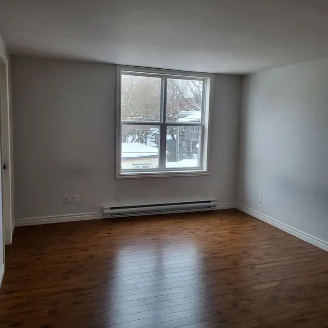 70 Pitt St, #5 in Long Term Rentals in Saint John - Image 4
