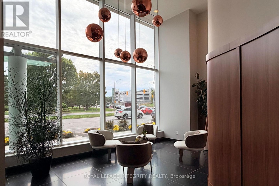 3305 - 805 CARLING AVENUE Ottawa, Ontario 5