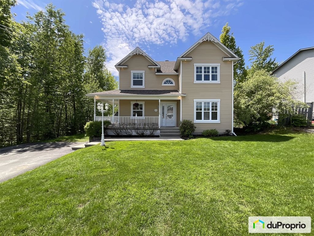 $649,000 - 2 Storey for sale in Sherbrooke (Rock Forest) — photo 1