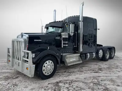Notes: Status: AVAILABLE Engine Make: CUMMINS Engine HP: 565 Trans Model: RTLO18918B Rear Axle Weigh...