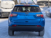 This Jeep Compass has a durable Intercooled Turbo Regular Unleaded I-4 2.0 L/122 engine powering thi... (image 6)