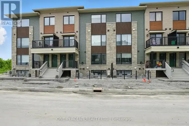 1308 CREEKWAY PRIVATE Ottawa, Ontario628643789184021213