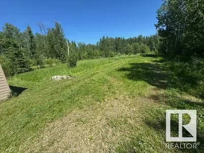 Cleared and ready to go lot in Village West is located on the northern end of a quiet cul-de-sac. Pl...