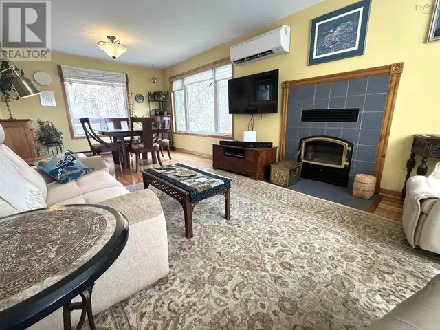 46 Old Falls Road Liverpool, Nova Scotia in Houses for Sale in Bridgewater - Image 4
