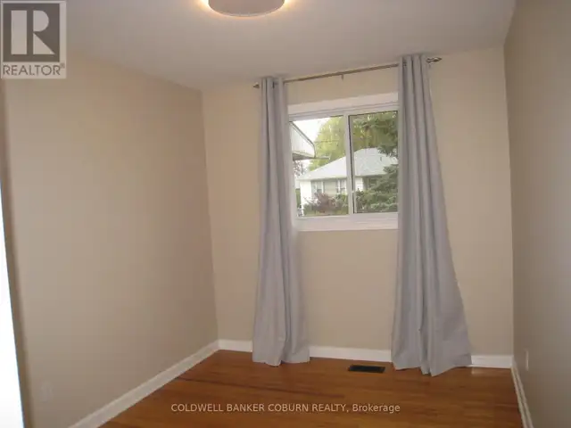304 GEORGE STREET E North Grenville, Ontario in Long Term Rentals in Ottawa - Image 8