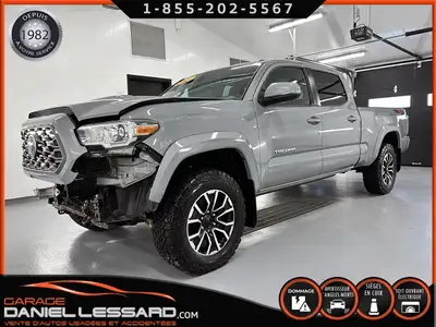 TRD SPORT DOUBLE CAB, BTE 6, V6 3.5L, AUTO 6 VITESSES, ACCIDENTÉ VGA AVANT DROIT VOIR BEAUCOUP PLUS...