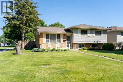 Beautiful 3+1 bedroom, 2-bathroom side split situated on a deep corner lot with plenty of yard space...