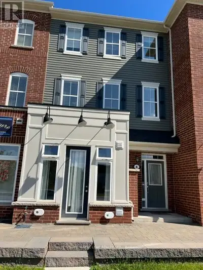 4 - 22 SPRING CREEK DRIVE Hamilton (Waterdown), Ontario