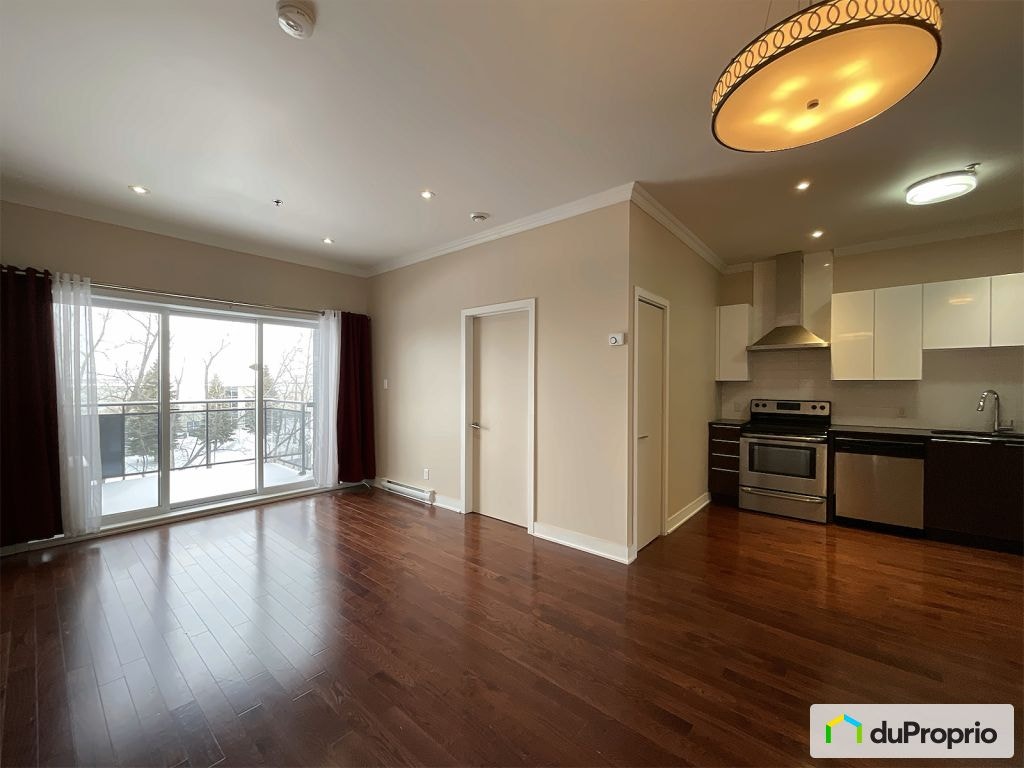 $479,000 - Condominium for sale in Pointe-Claire — photo 1