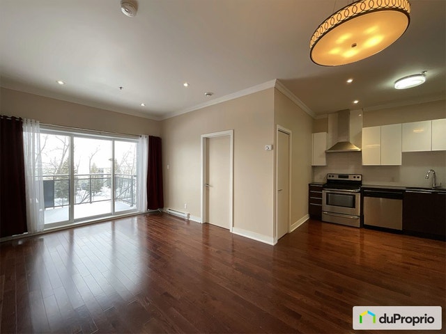 $479,000 - Condominium for sale in Pointe-Claire — photo 1