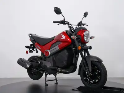 New for 2025 Honda's most affordable Mini Moto now comes in Patriot Red. The 109cc engine offers mor...