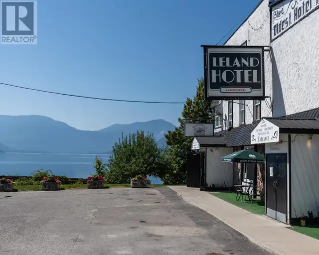 92 4TH Avenue Nakusp, British Columbia in Commercial & Office Space for Sale in Nelson - Image 20