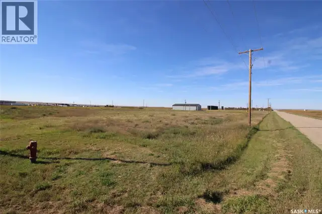 835-865-89 Hall STREET Shaunavon, Saskatchewan in Land for Sale in Swift Current - Image 3