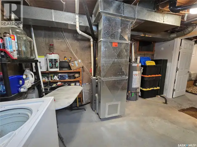 223 MERGENS STREET Weyburn, Saskatchewan in Houses for Sale in Regina - Image 21