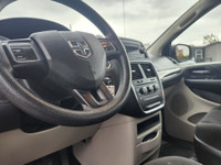 GARANTIE 1 ANS CREDIT DIRECT EN LIGNE AU WWW.AUTO-INTERNET.CA WOW 2015 DODGE GRAND CARAVAN 7 PASSAGE... (image 2)
