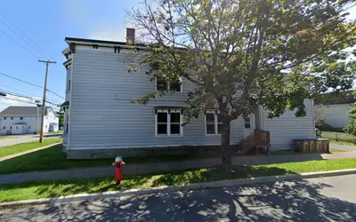 One Bedroom Apartment Available in Saint John, NB 317 Clifton Street (West Side) Welcome home to thi...