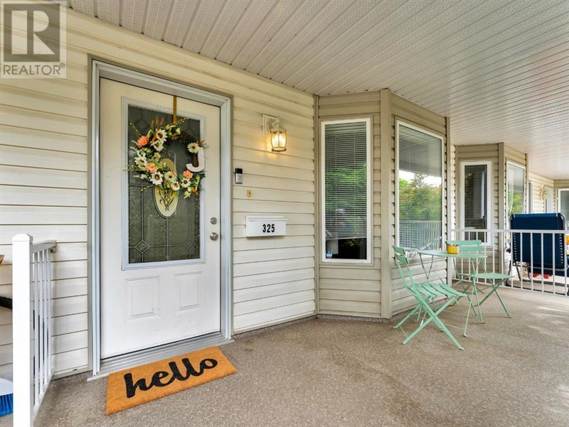 325 Washington Way SE Medicine Hat, Alberta Condos for Sale