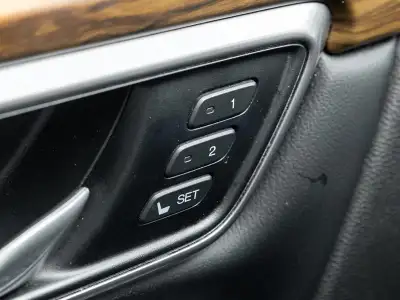 2022 Honda CR-V Touring 4WD, View more