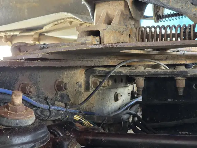 2012 PETERBILT 388 in Heavy Trucks in Saskatoon - Image 39