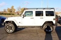 ACCIDENT FREE WELL MAINTAINED ONE OWNER Unleash your spirit of adventure with the 2018 Jeep Wrangler... (image 3)