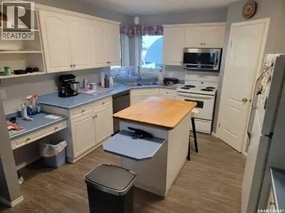 309 Third AVENUE E Pleasant Valley Rm No. 288, Saskatchewan in Houses for Sale in Saskatoon - Image 8