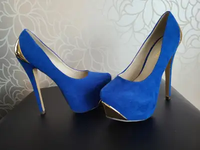 Brand New Women shoes Size 8, View more