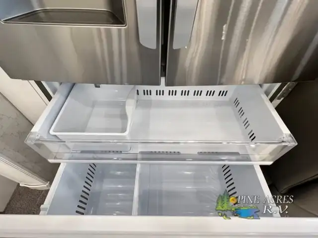 2024 Entegra Coach Anthem 44B 450 h.p. Diesel in RVs & Motorhomes in Moncton - Image 25