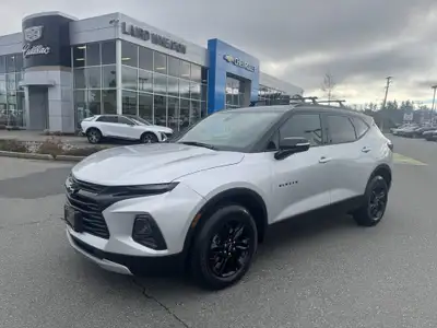 This Chevrolet Blazer LT runs a strong turbocharged 2.0L engine paired with a smooth 9-speed automat...