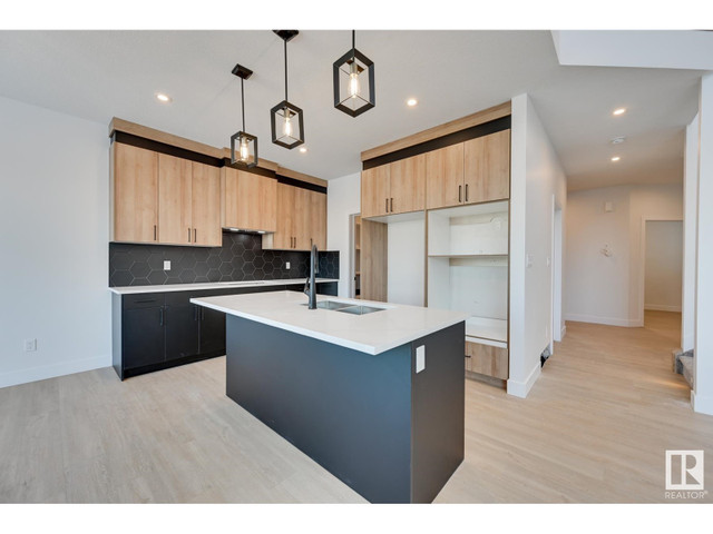 6 WYNN RD Fort Saskatchewan, Alberta in Houses for Sale in Edmonton - Image 4