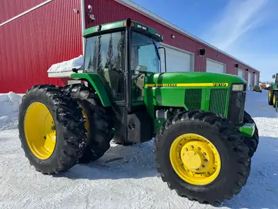 John Deere 7610 row crop tractor 16 speed power quad 30km. 3 remotes. 540/1000 pto. 18.4R42 rears wi...