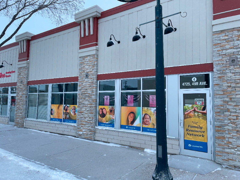 Retail / Office space available in Lacombe in Commercial & Office Space for Rent in Red Deer