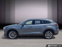 2022 Mazda CX-9 Le Mazda CX-9 GS 2022 est un VUS intermédiaire qui allie élégance, confort et polyva... (image 1)