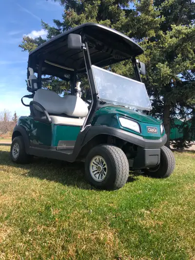 2021 Club Car Tempo Electric – Mint Condition – Mirrors & USB Experience the perfect blend of style...
