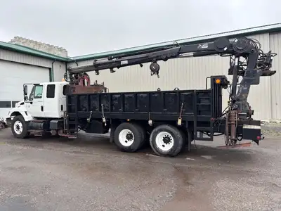 2003 International 7500 Boom Truck, DT530, 300 HP, 10 Speed Transmission, 16,000 lb. Front Axle, 40,...