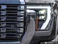 This GMC Sierra 3500HD boasts a powerful engine powering this Automatic transmission. *This GMC Sier... (image 9)