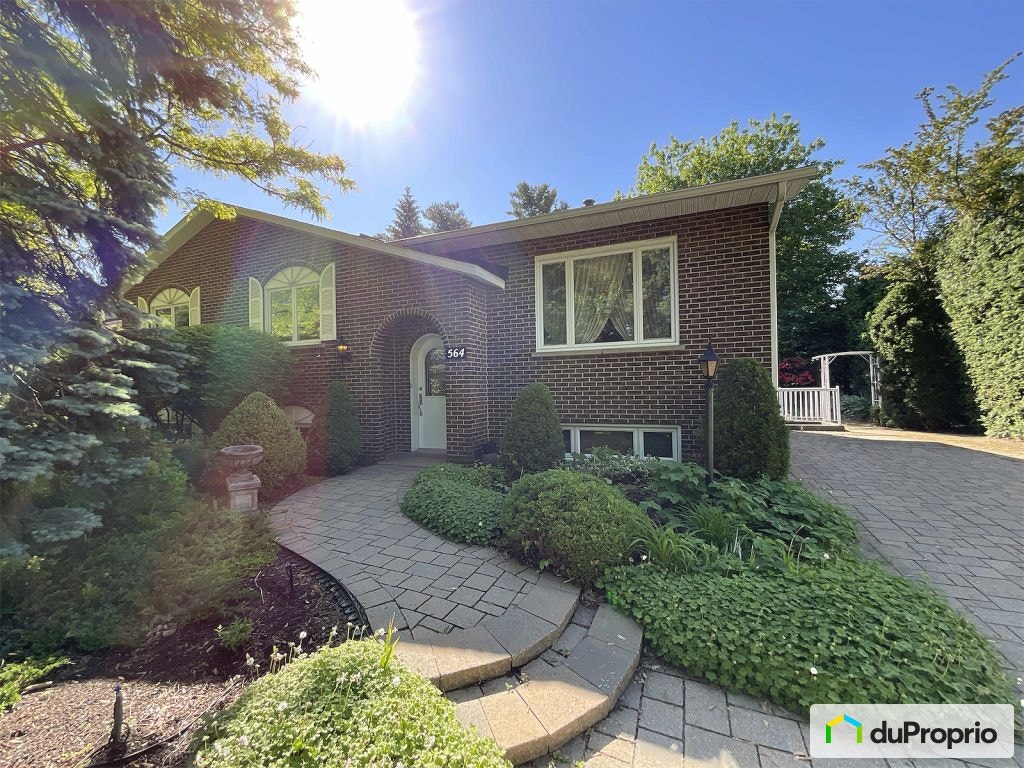$725,000 - Bungalow for sale in Boucherville — photo 2