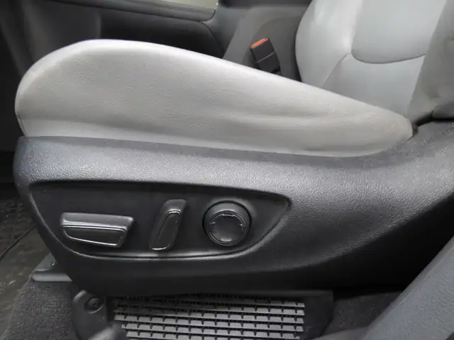 2024 TOYOTA SIENNA XLE HYBRIDE, 8 PASSAGERS, JAMAIS ACCIDENTÉ!!! in Cars & Trucks in City of Montréal - Image 18