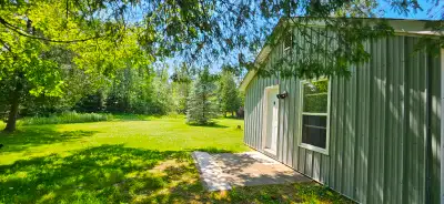 1 Bedroom Home Surrounded by Nature – A Peaceful Retreat!