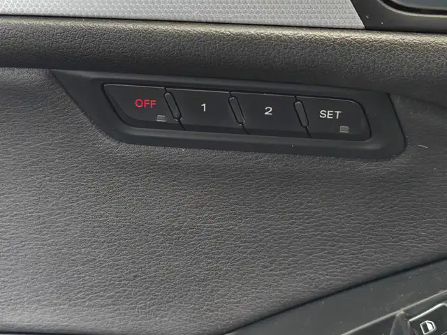 2017 Audi Q5 2.0T Technik6000537095700684823