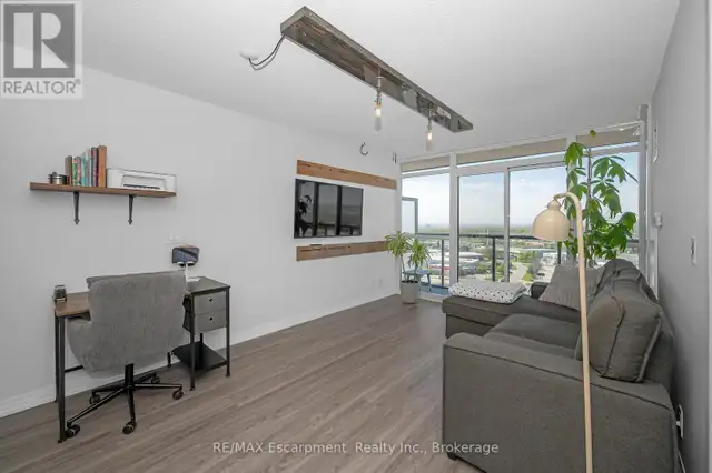 1606 - 1940 IRONSTONE DRIVE Burlington (Uptown), Ontario in Condos for Sale in Oakville / Halton Region - Image 15