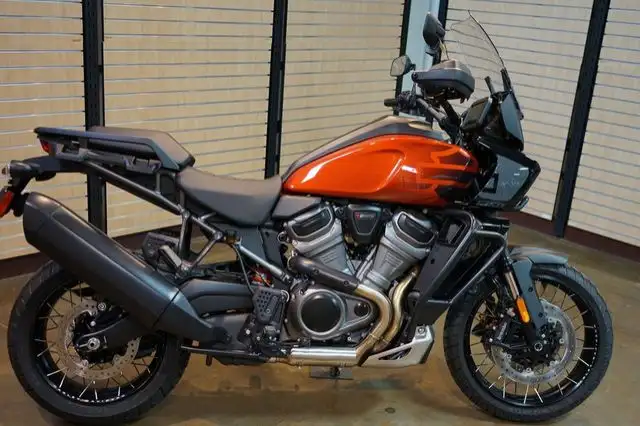 2025 Harley-Davidson RA1250S - Pan America 1250 Special in Sport Touring in Lethbridge - Image 3