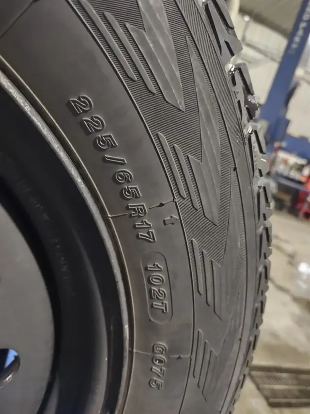 Buick Encore GX 225-65-17 KIT ACIER ET PNEUS YOKO TA 9-32 2023 in Cars & Trucks in St-Georges-de-Beauce - Image 5