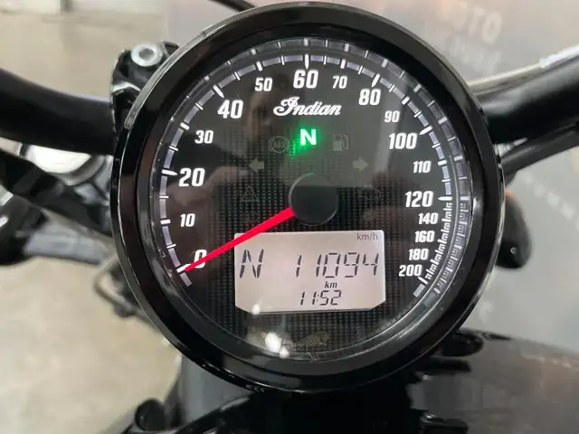 2020 Indian Motorcycles Scout Bobber Sixty in Street, Cruisers & Choppers in Drummondville - Image 13